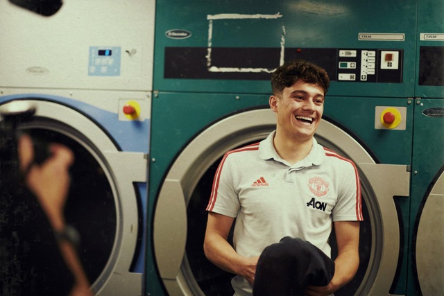 Những hình ảnh đầu tiên của tân binh Daniel James tại Man Utd - 7 Những hình ảnh đầu tiên của tân binh Daniel James tại Man Utd - 7