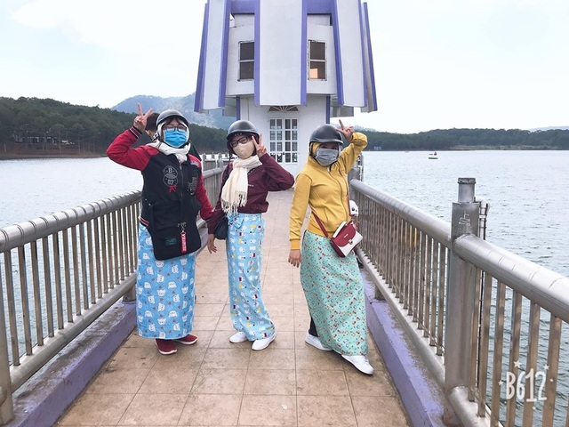 Trào lưu chụp ảnh với áo chống nắng “chuẩn ninja” của phượt thủ - 5 Trào lưu chụp ảnh với áo chống nắng “chuẩn ninja” của phượt thủ - 5
