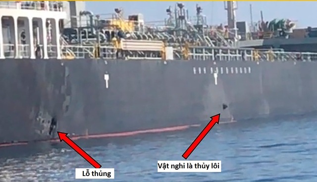 Mỹ thu được mảnh vỡ nghi giống thủy lôi Iran trên tàu dầu bị tấn công - 1 Mỹ thu được mảnh vỡ nghi giống thủy lôi Iran trên tàu dầu bị tấn công - 1