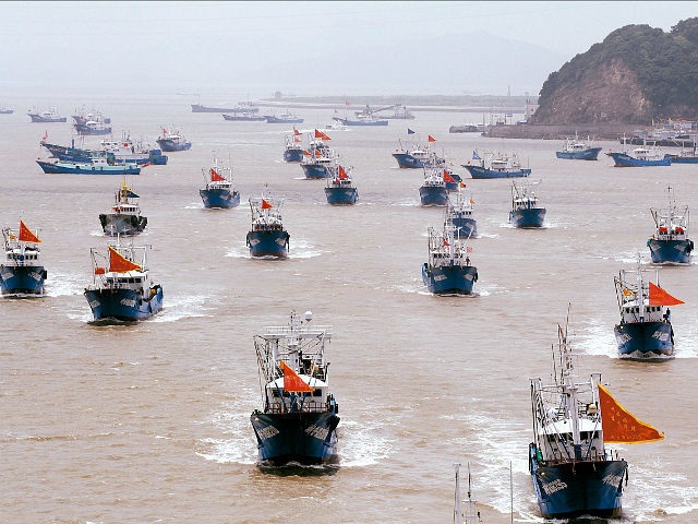 Philippines cáo buộc Trung Quốc phá san hô, đánh bắt ngao nguy cơ tuyệt chủng - 1 Philippines cáo buộc Trung Quốc phá san hô, đánh bắt ngao nguy cơ tuyệt chủng - 1