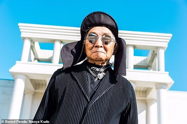 Ông cụ 84 tuổi gây sốt trên mạng xã hội vì phong cách thời trang “độc, lạ” - Ảnh minh hoạ 7