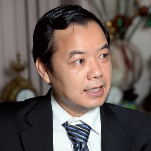MC Phan Anh, Tùng Leo và First News lên tiếng tuyên chiến với sách lậu