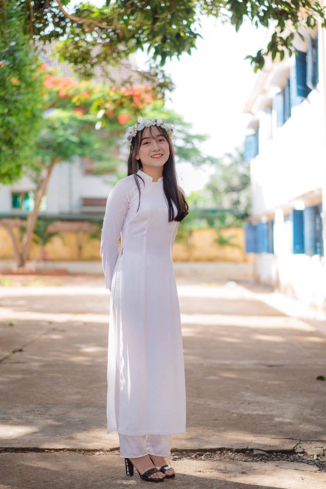 Lớp 12 ở Đắk Lắk toàn nam thanh nữ tú và nhiều tài lẻ - 10 Lớp 12 ở Đắk Lắk toàn nam thanh nữ tú và nhiều tài lẻ - 10
