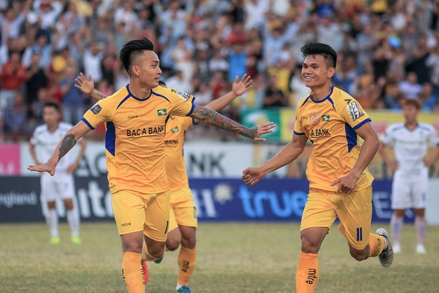 Văn Toàn tịt ngòi, HA Gia Lai thua đau trên sân Vinh - 3 Văn Toàn tịt ngòi, HA Gia Lai thua đau trên sân Vinh - 3