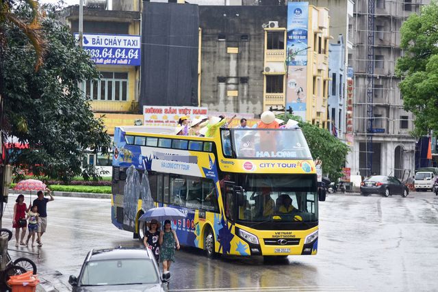 Hạ Long có thêm city tour bằng xe buýt 2 tầng - 11 Hạ Long có thêm city tour bằng xe buýt 2 tầng - 11