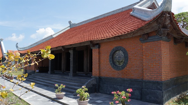 Chuyện những người bắt bệnh ông trời ở quần đảo Trường Sa - 17 Chuyện những người bắt bệnh ông trời ở quần đảo Trường Sa - 17