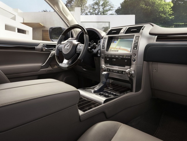 Lexus GX 2020 có gì ngoài lưới tản nhiệt khủng? - 3