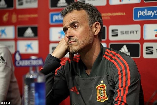 Luis Enrique từ chức HLV đội tuyển Tây Ban Nha