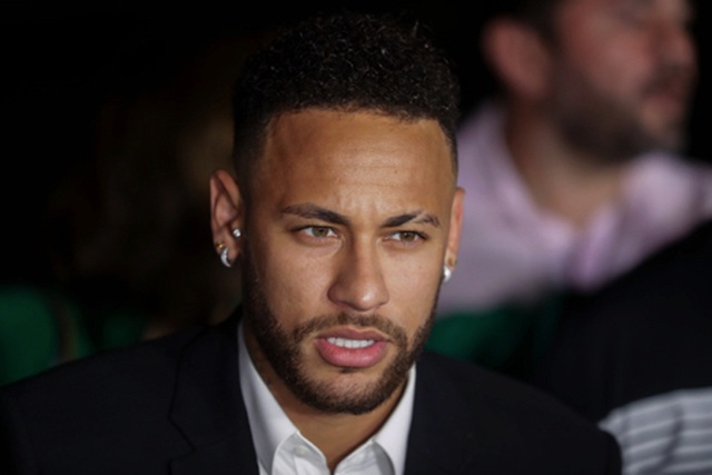 Cảnh sát tịch thu camera an ninh tại hiện trường Neymar bị “tố” hiếp dâm - 1 Cảnh sát tịch thu camera an ninh tại hiện trường Neymar bị “tố” hiếp dâm - 1