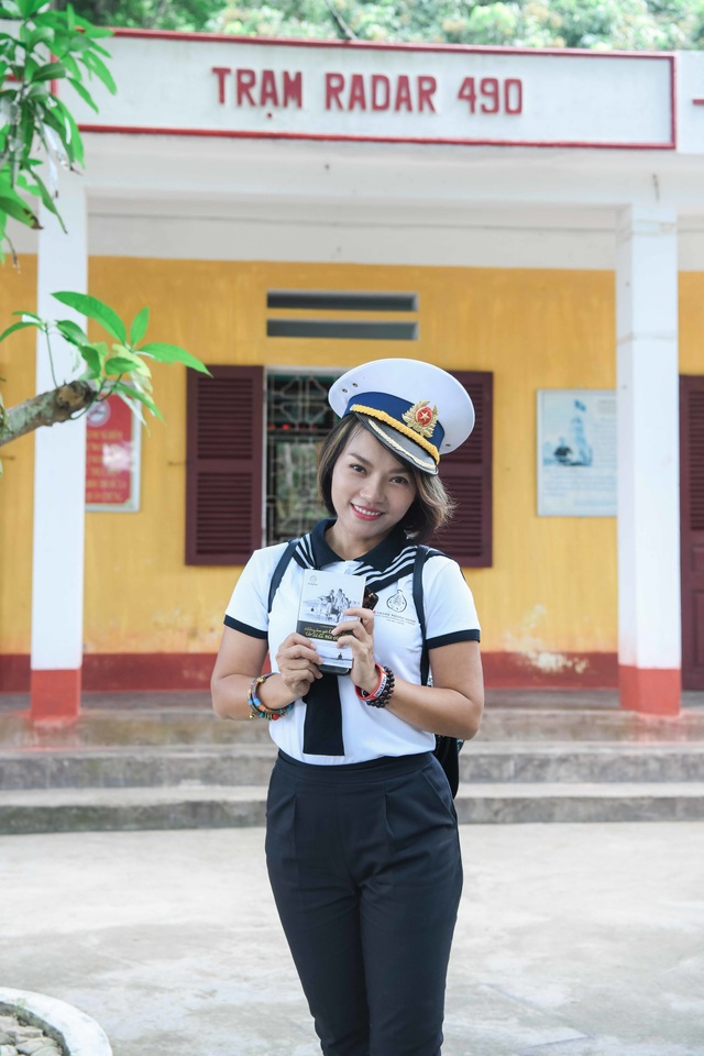 Thái Thùy Linh trẻ trung như tuổi đôi mươi - 5 Thái Thùy Linh trẻ trung như tuổi đôi mươi - 5