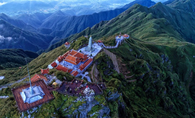 Hàng ngàn du khách đổ về Sa Pa tham dự lễ hội đua ngựa Vó ngựa trên mây - 14 Hàng ngàn du khách đổ về Sa Pa tham dự lễ hội đua ngựa Vó ngựa trên mây - 14
