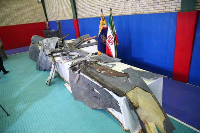 Iran kiềm chế không tấn công máy bay chở 35 quân nhân Mỹ - 1 Iran kiềm chế không tấn công máy bay chở 35 quân nhân Mỹ - 1