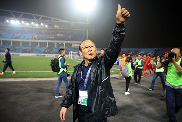 Báo Hàn Quốc: “Việt Nam làm tất cả để giữ chân HLV Park Hang Seo” - 1 Báo Hàn Quốc: “Việt Nam làm tất cả để giữ chân HLV Park Hang Seo” - 1