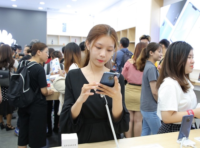 Huawei khai trương cửa hàng thứ 6, thể hiện cam kết phát triển lâu dài tại Việt Nam - Ảnh minh hoạ 5