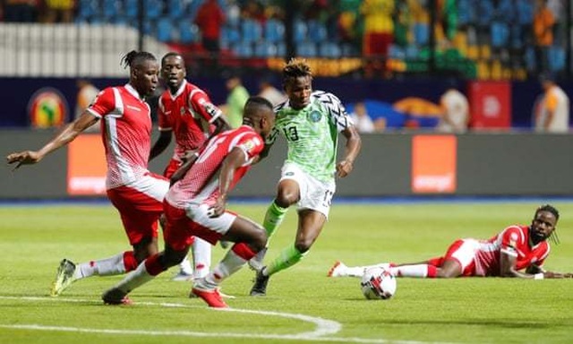 Nigeria 1-0 Burundi: Khởi đầu khó khăn của Đại bàng xanh - 3 Nigeria 1-0 Burundi: Khởi đầu khó khăn của Đại bàng xanh - 3