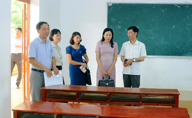 Thí sinh hào hứng làm thủ tục dự thi THPT quốc gia - 47 Thí sinh hào hứng làm thủ tục dự thi THPT quốc gia - 47