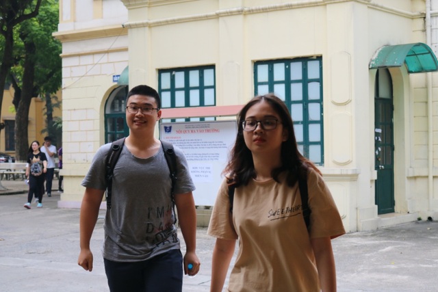 Đề Toán phân loại cao, thí sinh dễ kiếm điểm trên trung bình - 8 Đề Toán phân loại cao, thí sinh dễ kiếm điểm trên trung bình - 8