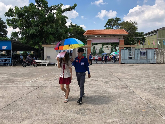 Chiều nay, thí sinh làm bài thi Toán - 6 Chiều nay, thí sinh làm bài thi Toán - 6
