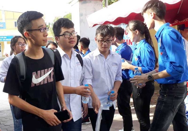 Đề Toán phân loại cao, thí sinh dễ kiếm điểm trên trung bình - 29 Đề Toán phân loại cao, thí sinh dễ kiếm điểm trên trung bình - 29