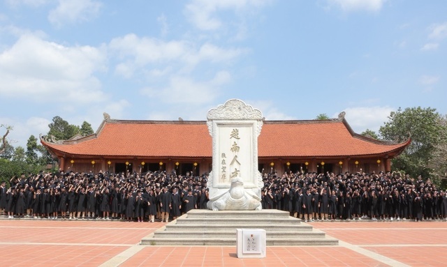 Học sinh Asian School được 4 trường đại học Mỹ cấp học bổng - 3 Học sinh Asian School được 4 trường đại học Mỹ cấp học bổng - 3