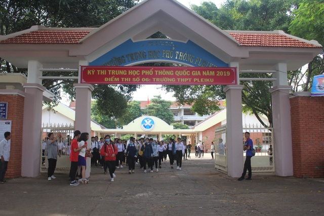 Đề Toán phân loại cao, thí sinh dễ kiếm điểm trên trung bình - 15 Đề Toán phân loại cao, thí sinh dễ kiếm điểm trên trung bình - 15