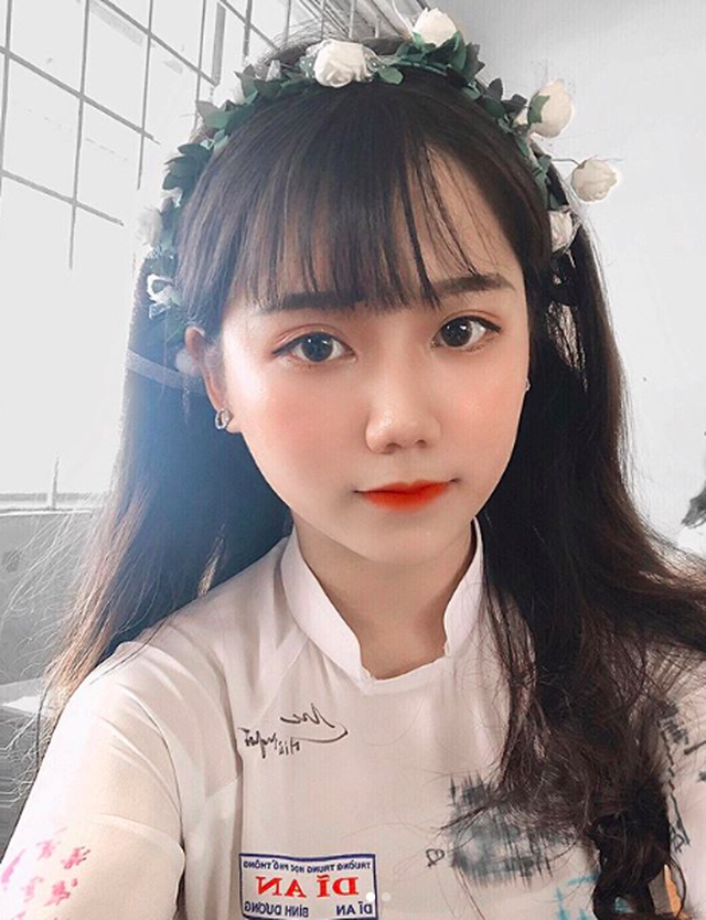 Các hot girl sinh năm 2001 làm bài thi THPT quốc gia ngày đầu ra sao? - 6 Các hot girl sinh năm 2001 làm bài thi THPT quốc gia ngày đầu ra sao? - 6