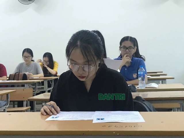 Đề thi Ngữ Văn THPT quốc gia 2019: Phù hợp với xét 2 mục đích tốt nghiệp và đại học - 2 Đề thi Ngữ Văn THPT quốc gia 2019: Phù hợp với xét 2 mục đích tốt nghiệp và đại học - 2
