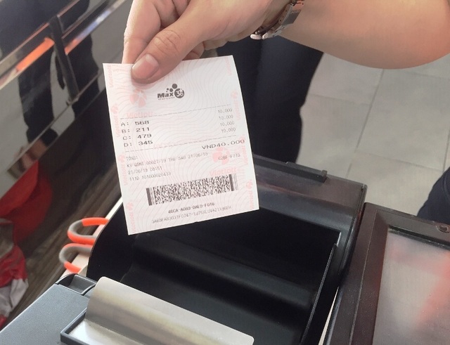Xổ số Vietlott qua thời “hoàng kim”, cửa hàng vẫn kiếm nửa tỷ đồng mỗi tháng - 2 Xổ số Vietlott qua thời “hoàng kim”, cửa hàng vẫn kiếm nửa tỷ đồng mỗi tháng - 2