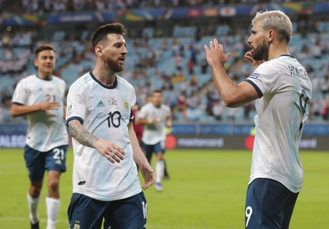 Vì sao Messi không thể thăng hoa cùng Argentina như tại Barcelona? - 2 Vì sao Messi không thể thăng hoa cùng Argentina như tại Barcelona? - 2