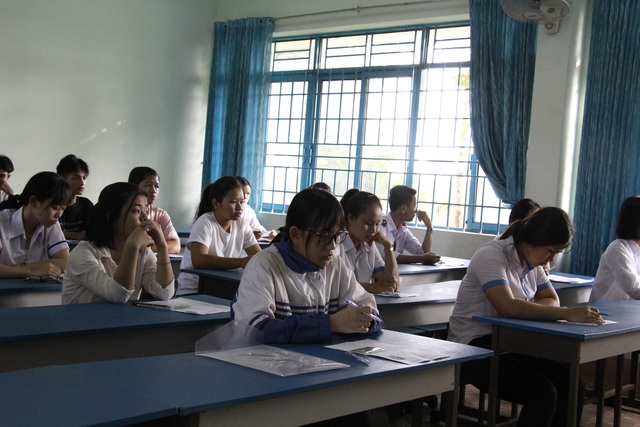 Đề Ngoại ngữ vừa tầm nhưng khó lấy điểm cao - 19 Đề Ngoại ngữ vừa tầm nhưng khó lấy điểm cao - 19