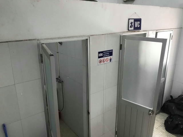 Đột nhập “điểm nóng” in sao đề thi THPT quốc gia: 14 ngày không thấy mặt trời - 11 Đột nhập “điểm nóng” in sao đề thi THPT quốc gia: 14 ngày không thấy mặt trời - 11