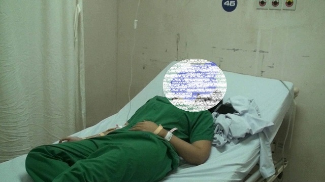Người nhà bệnh nhân say xỉn, đấm vào mặt nữ bác sĩ - 1 Người nhà bệnh nhân say xỉn, đấm vào mặt nữ bác sĩ - 1