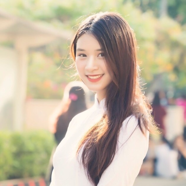 Nữ sinh thi THPT quốc gia hút mọi ánh nhìn với vẻ tươi tắn, trẻ trung - 6 Nữ sinh thi THPT quốc gia hút mọi ánh nhìn với vẻ tươi tắn, trẻ trung - 6