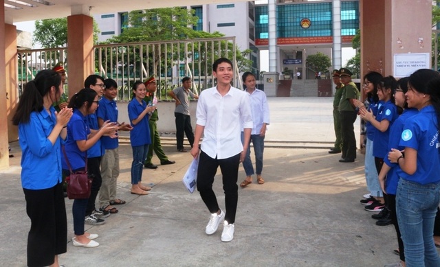 Hà Nam: 26 bài thi đạt điểm 10 kỳ thi THPT quốc gia 2019 - 1 Hà Nam: 26 bài thi đạt điểm 10 kỳ thi THPT quốc gia 2019 - 1