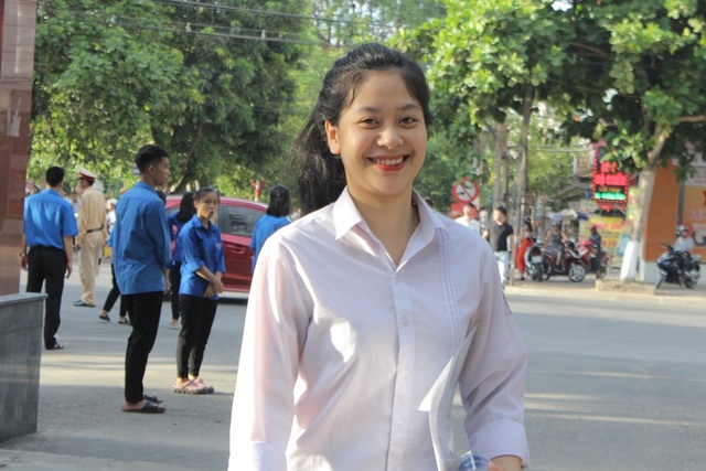Hà Tĩnh: Dàn thí sinh THPT quốc gia gây thương nhớ vì vẻ ngoài xinh xắn - 10 Hà Tĩnh: Dàn thí sinh THPT quốc gia gây thương nhớ vì vẻ ngoài xinh xắn - 10
