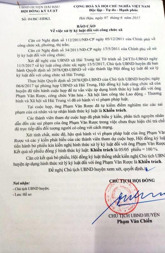 Cán bộ xã giả mạo giấy tờ lĩnh hộ tiền chính sách của dân chỉ bị... khiển trách (?!) - 4 Cán bộ xã giả mạo giấy tờ lĩnh hộ tiền chính sách của dân chỉ bị... khiển trách (?!) - 4
