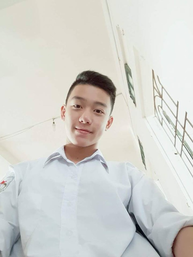 Hot boy mùa thi THPT quốc gia khiến các chị em ngóng thông tin - 4 Hot boy mùa thi THPT quốc gia khiến các chị em ngóng thông tin - 4