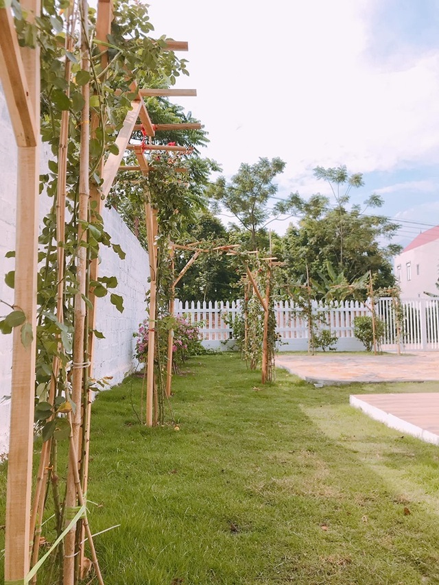“Thiếu gia ngáo đá” của “Mê cung” khoe nhà vườn đáng mơ ước - 14 “Thiếu gia ngáo đá” của “Mê cung” khoe nhà vườn đáng mơ ước - 14