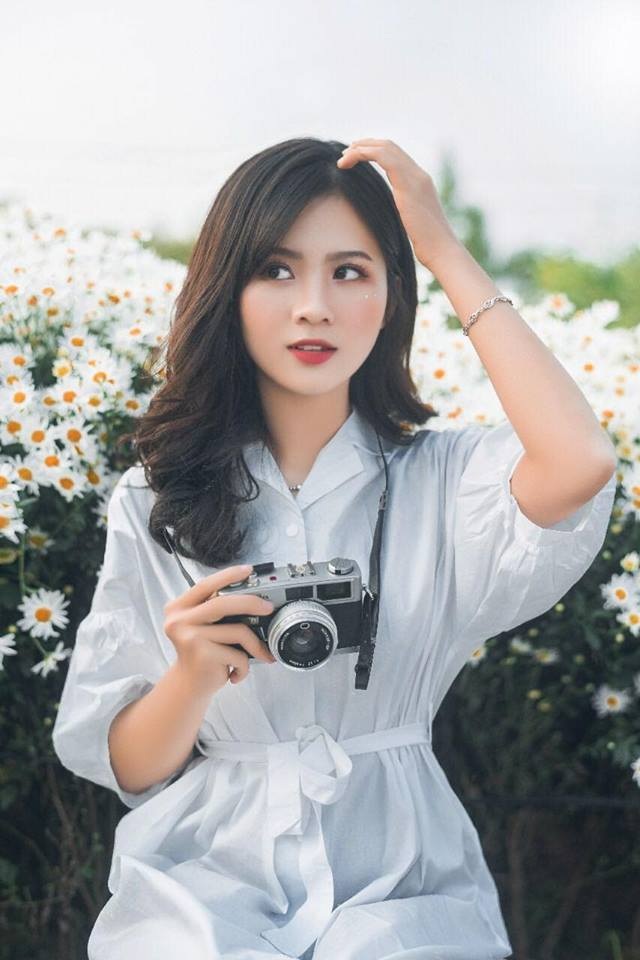 Sau kỳ thi THPT quốc gia căng thẳng, các hot girl làm gì để xả stress? - 1 Sau kỳ thi THPT quốc gia căng thẳng, các hot girl làm gì để xả stress? - 1