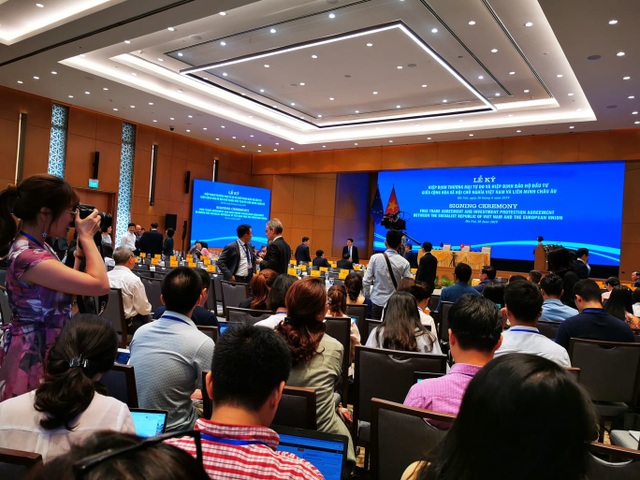 Chiều nay (30/6): Việt Nam và EU đã hoàn tất ký kết hiệp định thương mại EVFTA - 8