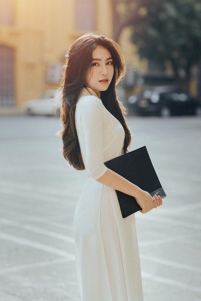 “Hot girl quân phục” nổi bật trong mùa thi vừa qua - 4 “Hot girl quân phục” nổi bật trong mùa thi vừa qua - 4