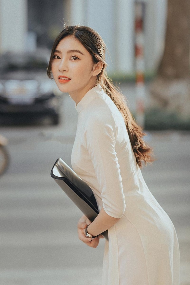 “Hot girl quân phục” nổi bật trong mùa thi vừa qua - 9 “Hot girl quân phục” nổi bật trong mùa thi vừa qua - 9