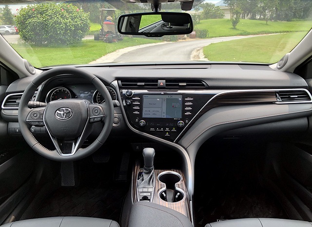 Toyota Camry 2019 – Lột xác hoàn toàn - 3