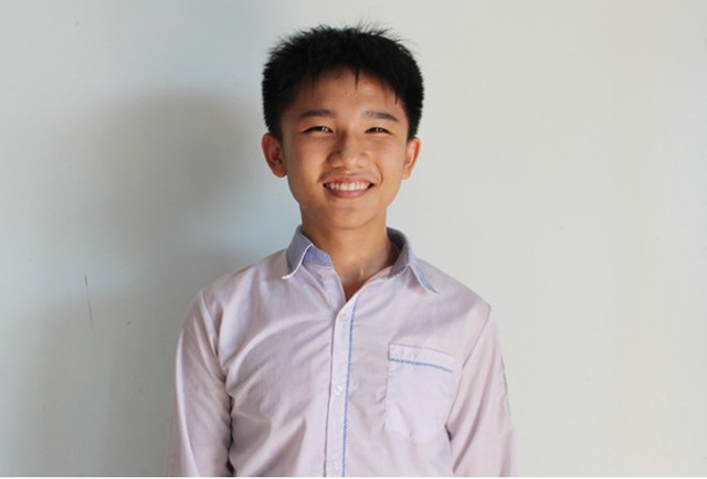 Cậu học trò miền quê cát trắng đỗ thủ khoa trường Chuyên Hà Tĩnh - 1 Cậu học trò miền quê cát trắng đỗ thủ khoa trường Chuyên Hà Tĩnh - 1
