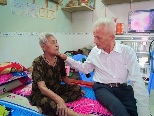 Công an tỉnh Kiên Giang yêu cầu báo cáo việc khởi tố treo cụ bà 90 tuổi! - 5 Công an tỉnh Kiên Giang yêu cầu báo cáo việc khởi tố treo cụ bà 90 tuổi! - 5