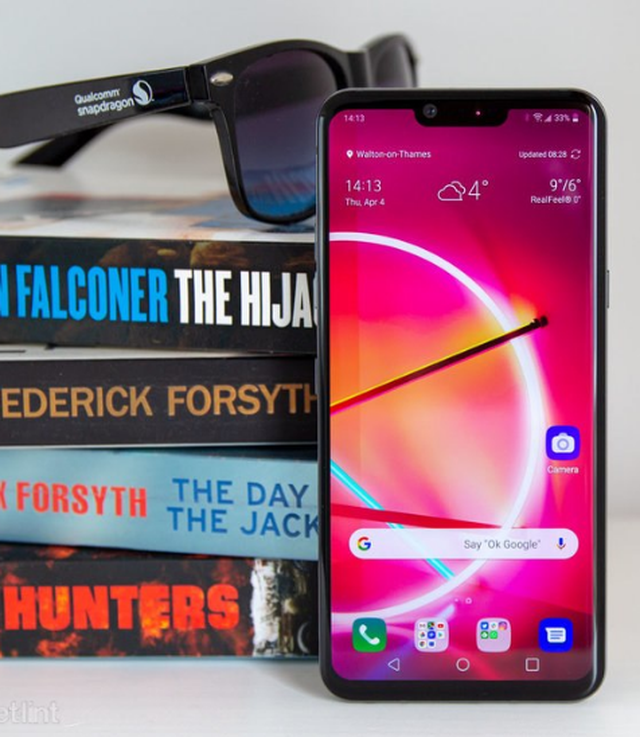 6 smartphone độc đáo, lạ đời nhất nửa đầu 2019 - 12
