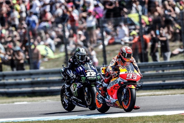 Chặng 8 MotoGP 2019: Vinales đánh bại Marquez để có chiến thắng chặng đầu tiên - 4