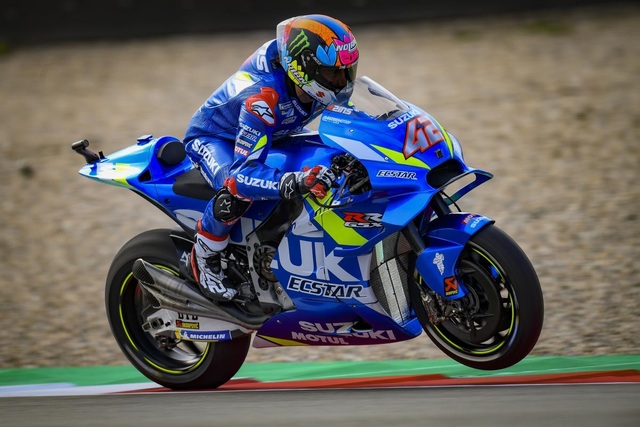 Chặng 8 MotoGP 2019: Vinales đánh bại Marquez để có chiến thắng chặng đầu tiên - 3