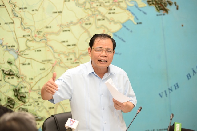 Sáng mai bão vào Quảng Ninh - Ninh Bình, hơn 1.600 du khách vẫn mắc ở Cô Tô - 4 Sáng mai bão vào Quảng Ninh - Ninh Bình, hơn 1.600 du khách vẫn mắc ở Cô Tô - 4