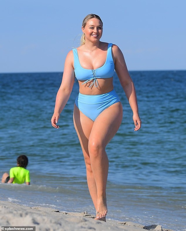 Iskra Lawrence: Vóc dáng đầy đặn vẫn đẹp quyến rũ - 1 Iskra Lawrence: Vóc dáng đầy đặn vẫn đẹp quyến rũ - 1